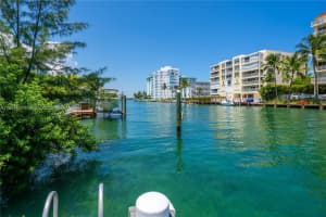 10201 E Broadview Dr Bay Harbor Islands, FL 33154 - MLS#A11854871