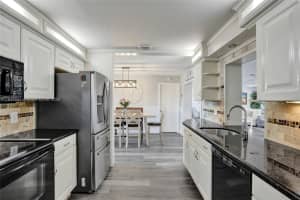 1380 Nw 70th Ter, Margate