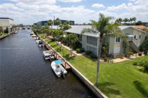 1409 Se 46th Ln 105 Other, FL 33904 - MLS#A11854989
