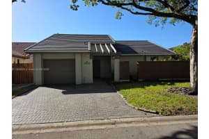 2320 Dover Weston, FL 33326 - MLS#A11855029