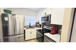 9480 Sunrise Lakes Blvd 306, Sunrise, FL 33322 - MLS#A11855142