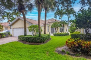 815 Niemen Dr, Palm Beach Gardens