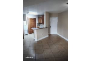 6284 Nw 186th St 103, Hialeah