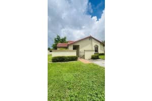 18130 Nw 66th Ct, Hialeah