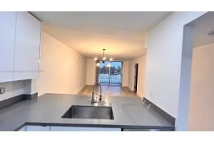 19771 Sw 114th Ave 330, Miami