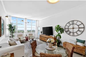 1351 Miami Gardens Dr, Miami Gardens, FL 33169, Sold 12/24/25