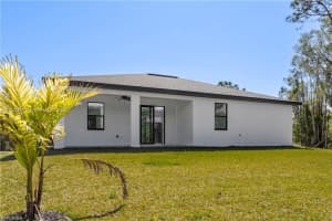 829 Gillian Ave Lehigh Acres, FL 33974 - MLS#A11855361