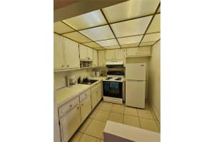3081 Nw 47th Ter 112, Lauderdale Lakes