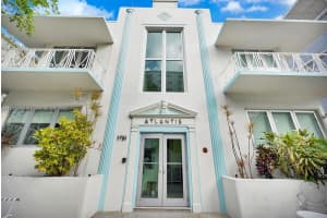1751 James Ave 102, Miami Beach