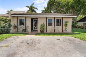 5240 Sw 139th Pl Miami, FL 33175 - MLS#A11855426