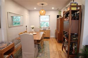 5565 SW 80th St, Miami, FL 33143, Sold 10/01/25