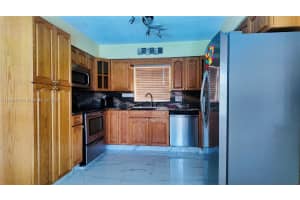 6950 SW 14th St, Pembroke Pines, FL 33023 - MLS#A11855486