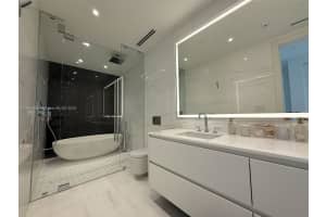 300 Biscayne Blvd Way 2706 Miami, FL 33131 - MLS#A11855489