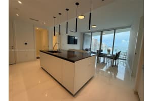 300 Biscayne Blvd Way 2706 Miami, FL 33131 - MLS#A11855489