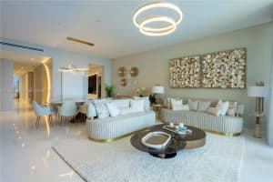 300 Biscayne Boulevard Way 2203c, Miami