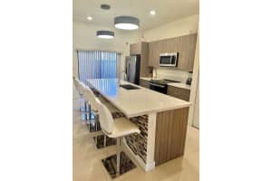 7855 Nw 104th Ave 5 Doral, FL 33178 - MLS#A11855644