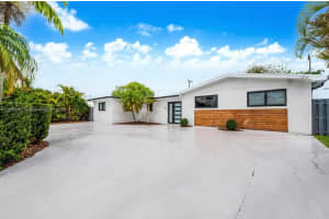 9426 Caribbean Blvd Cutler Bay, FL 33189 - MLS#A11855661