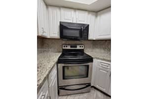 8245 Lake Dr 205 Doral, FL 33166 - MLS#A11855673