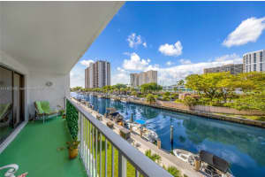 1650 NE 115th St 310, Miami, FL 33181 - MLS#A11855682