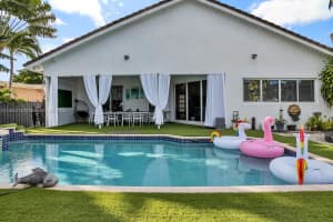 205 N 31st Ave 1 Hollywood, FL 33021 - MLS#A11855710