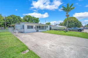 3241 SW 66th Ave, Miramar, FL 33023 - MLS#A11855743