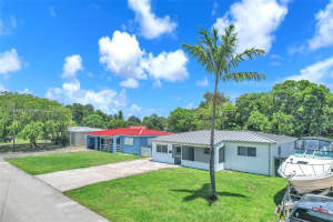 3241 SW 66th Ave, Miramar, FL 33023 - MLS#A11855743