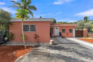 2322 Pierce St 1, Hollywood, FL 33020 - MLS#A11855777