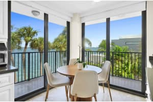 801 N Venetian Dr 201, Miami, FL 33139 - MLS#A11855784