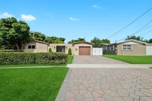 110 NW 78th Ave, Pembroke Pines, FL 33024 - MLS#A11855802