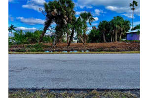 4114 Palm Dr Punta Gorda, FL 33950 - MLS#A11855827