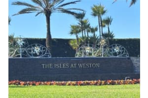 3946 W Whitewater Ave, Weston