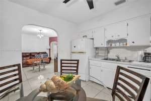 3248 NW 102nd St, Miami, FL 33147 - MLS#A11855854