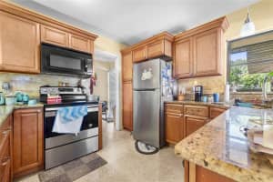 2404 Kelly Ct Fort Pierce, FL 34982 - MLS#A11855871