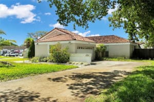 15240 Sw 152nd Ter, Miami