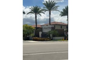 9941 Nw 86th Ter 9941 Doral, FL 33178 - MLS#A11855909