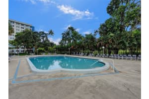 4200 Hillcrest Dr 800, Hollywood, FL 33021 - MLS#A11855979