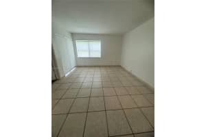 2705 W 64th Pl 52-14 Hialeah, FL 33016 - MLS#A11855995