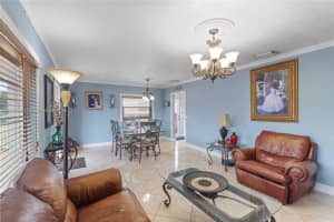 541 E 58th St Hialeah, FL 33013 - MLS#A11855997