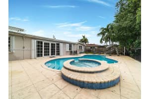 2340 Ne 192nd St, Miami