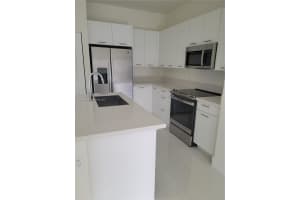 8167 Nw 41st St E-109, Doral