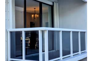 20505 E Country Club Dr 138, Aventura