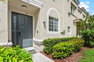 5709 Nw 48th Ave 5709, Coconut Creek