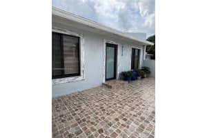 19570 Nw 55th Cir Pl, Miami Gardens
