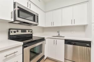 1150 Madruga Ave C304, Coral Gables, FL 33146 - MLS#A11856131