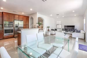 8868 Nw 101st Pl Doral, FL 33178 - MLS#A11856177