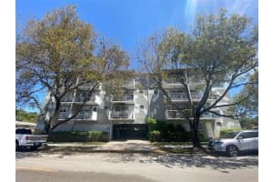 1855 Plunkett St 101, Hollywood