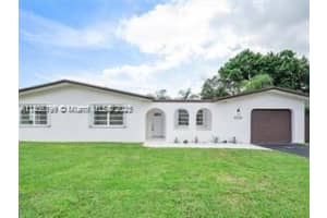 9310 Sw 165th St, Palmetto Bay