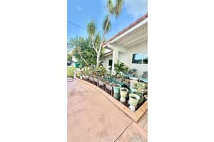 2500 NE 209th Ter, Miami, FL 33180 - MLS#A11856217