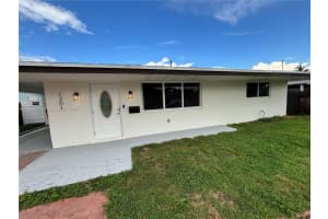 1201 Nw 79th Way, Pembroke Pines