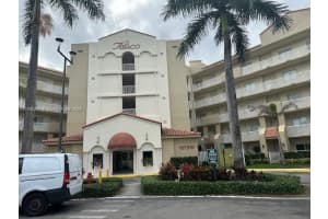 10720 Nw 66th St 402 Doral, FL 33178 - MLS#A11856235